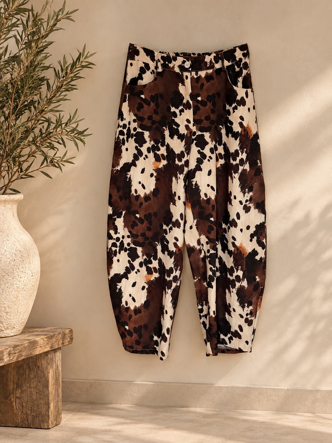 Pantalón Cow Estampado Animal Pierna Amplia - foto 2