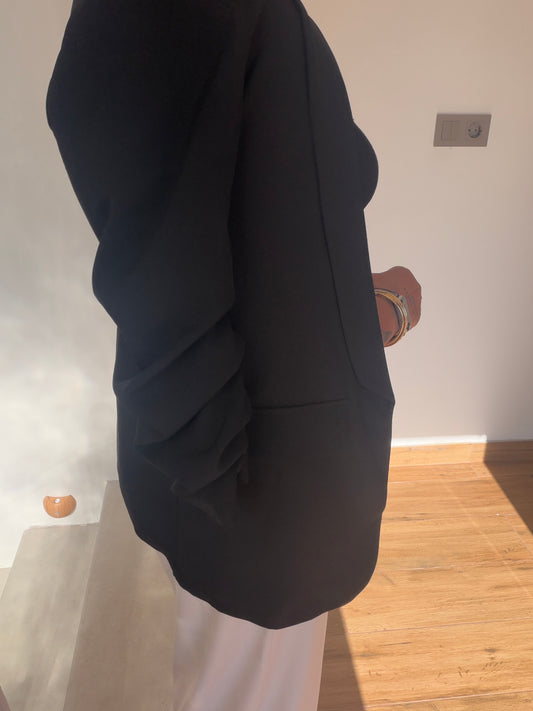 Blazer manga fruncida