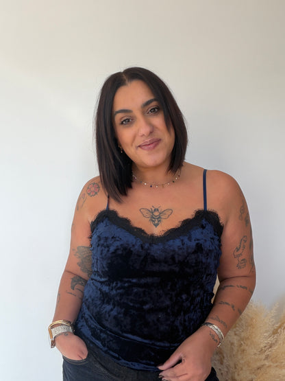 Top Lencero de Terciopelo con Tirante Regulable - Talla Única (Hasta 44/46)