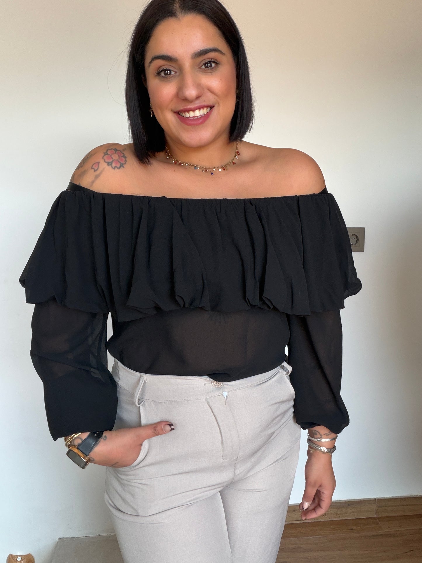 blusa-coquette-negra-mujer-talla-42-fluida