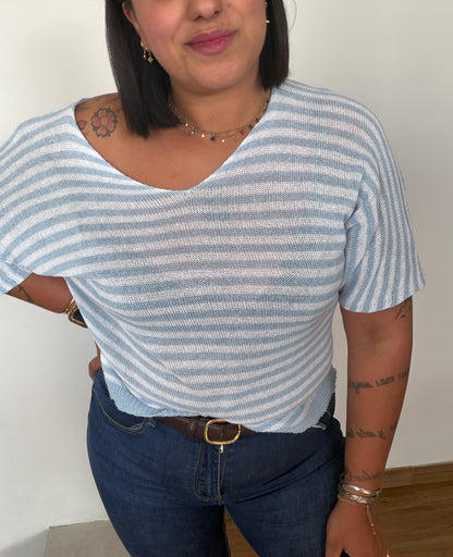 Camiseta rayas azul pastel oversize de hilo para mujer