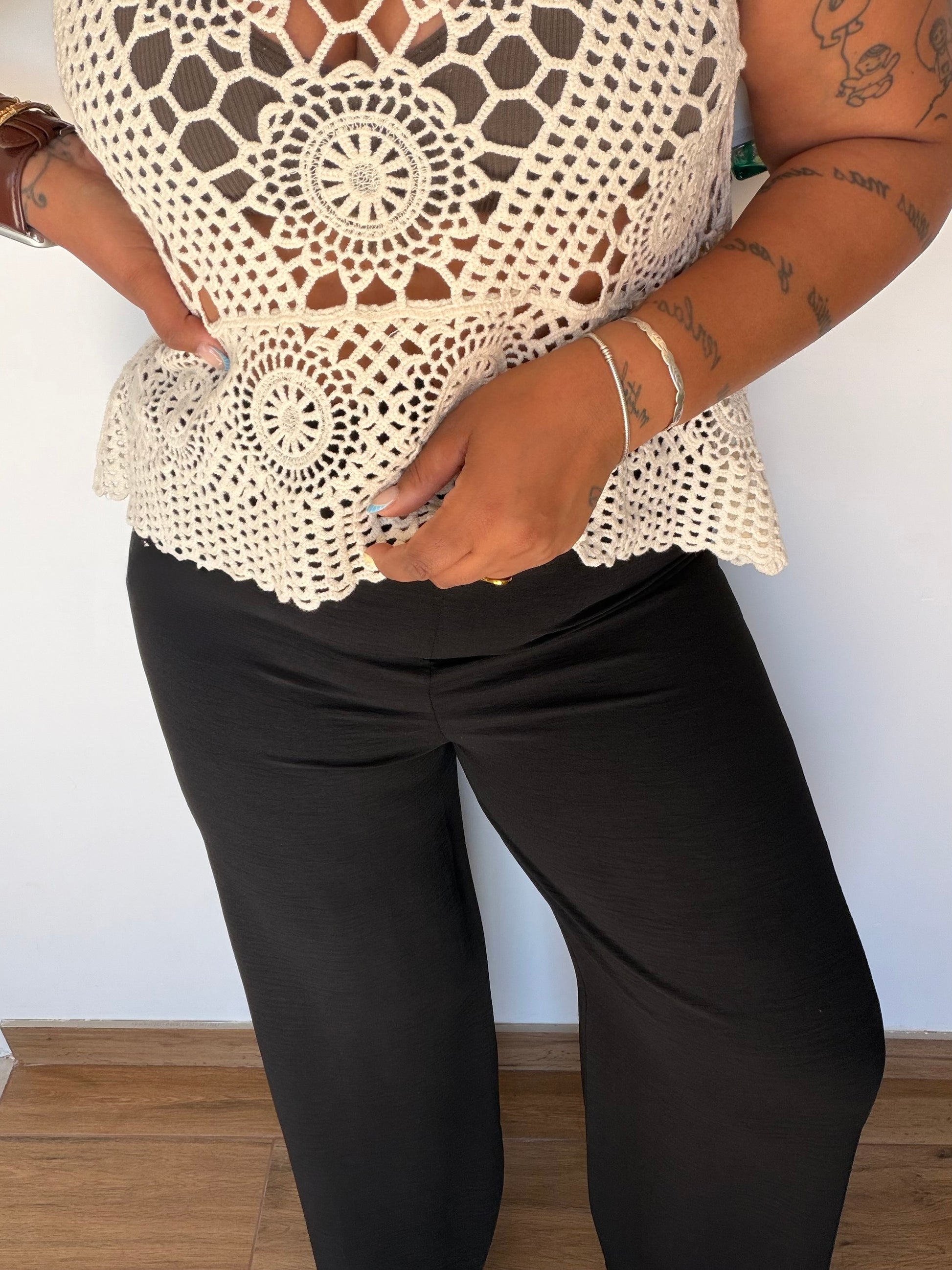 Pantalón Wide Leg Fluido negro pernera ancha tiro alto — Meknes Store