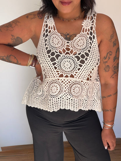 Top Crochet Medallón crudo patrón geométrico escote V — Meknes Store