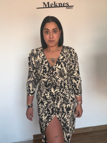 Vestido abotonado de arriba abajo con escote en pico y manga francesa