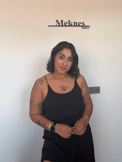 Vestido Nómada negro tirantes finos espalda cruzada — Meknes Store